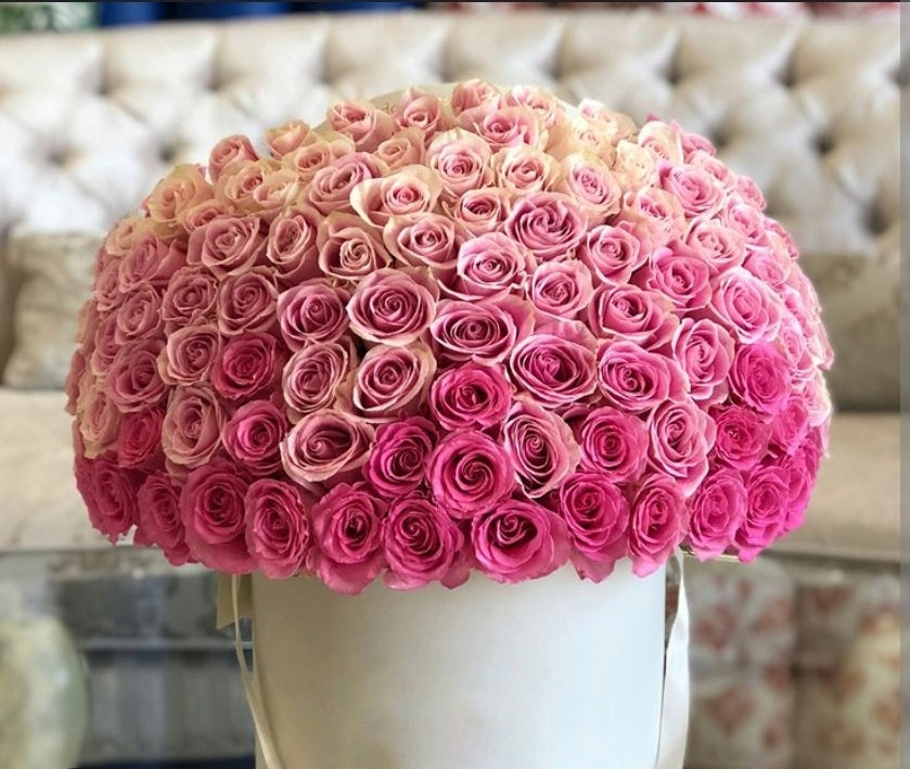 "Harmony of Feelings: Box with Pink-White Roses"