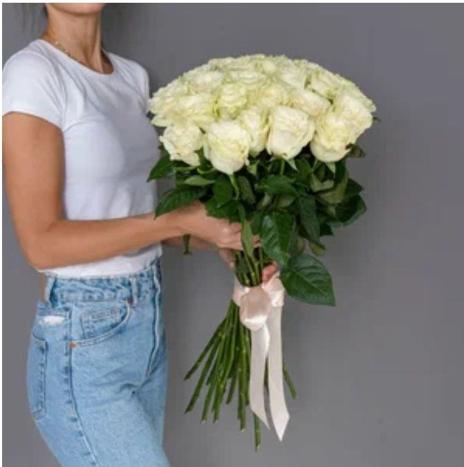"Bride's Kiss" White Roses Bouquet