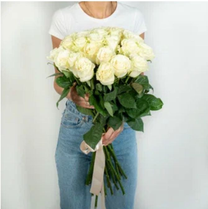 "Bride's Kiss" White Roses Bouquet