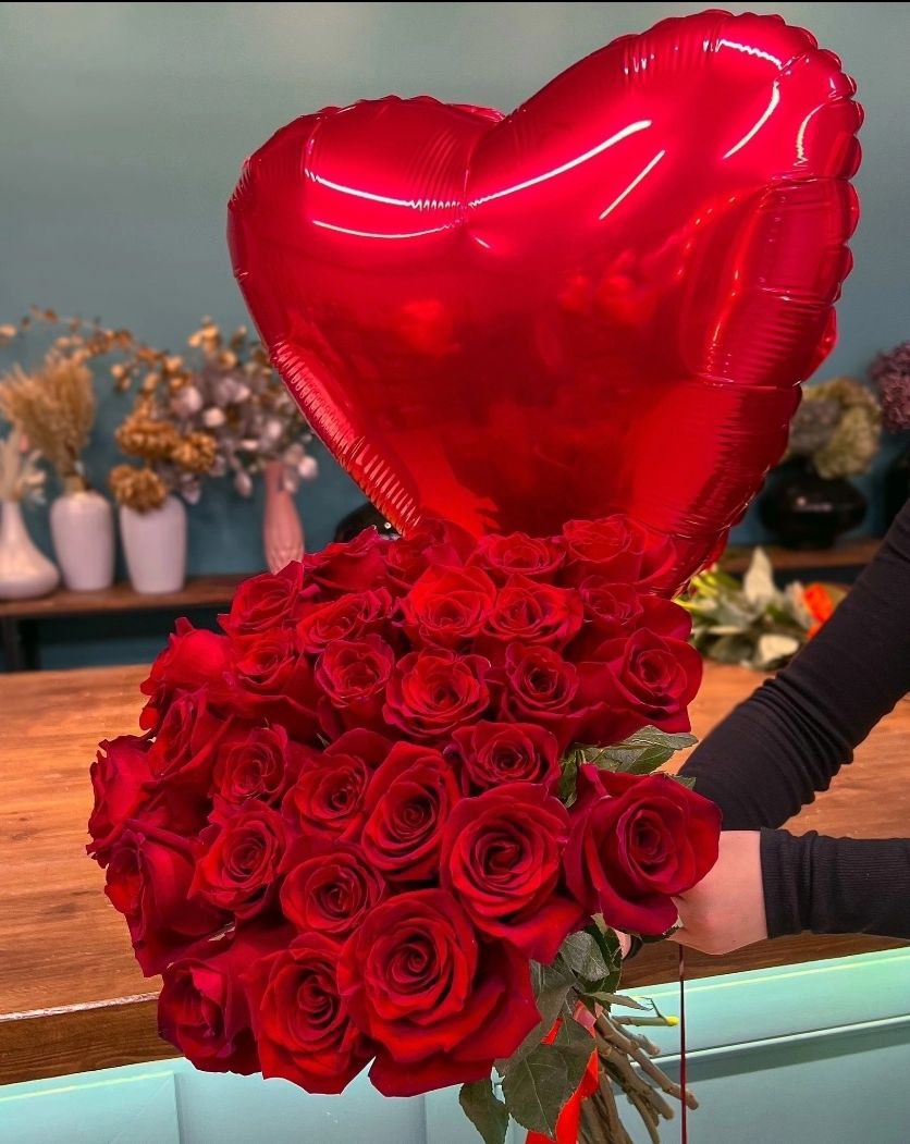Red hearts baloons