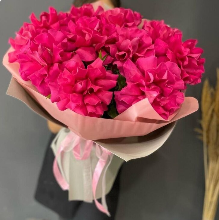 "Elegant French Roses Magic Bouquet"
