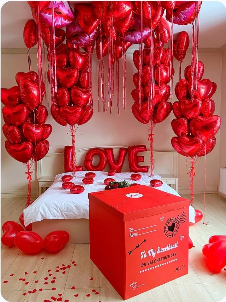 Red hearts baloons